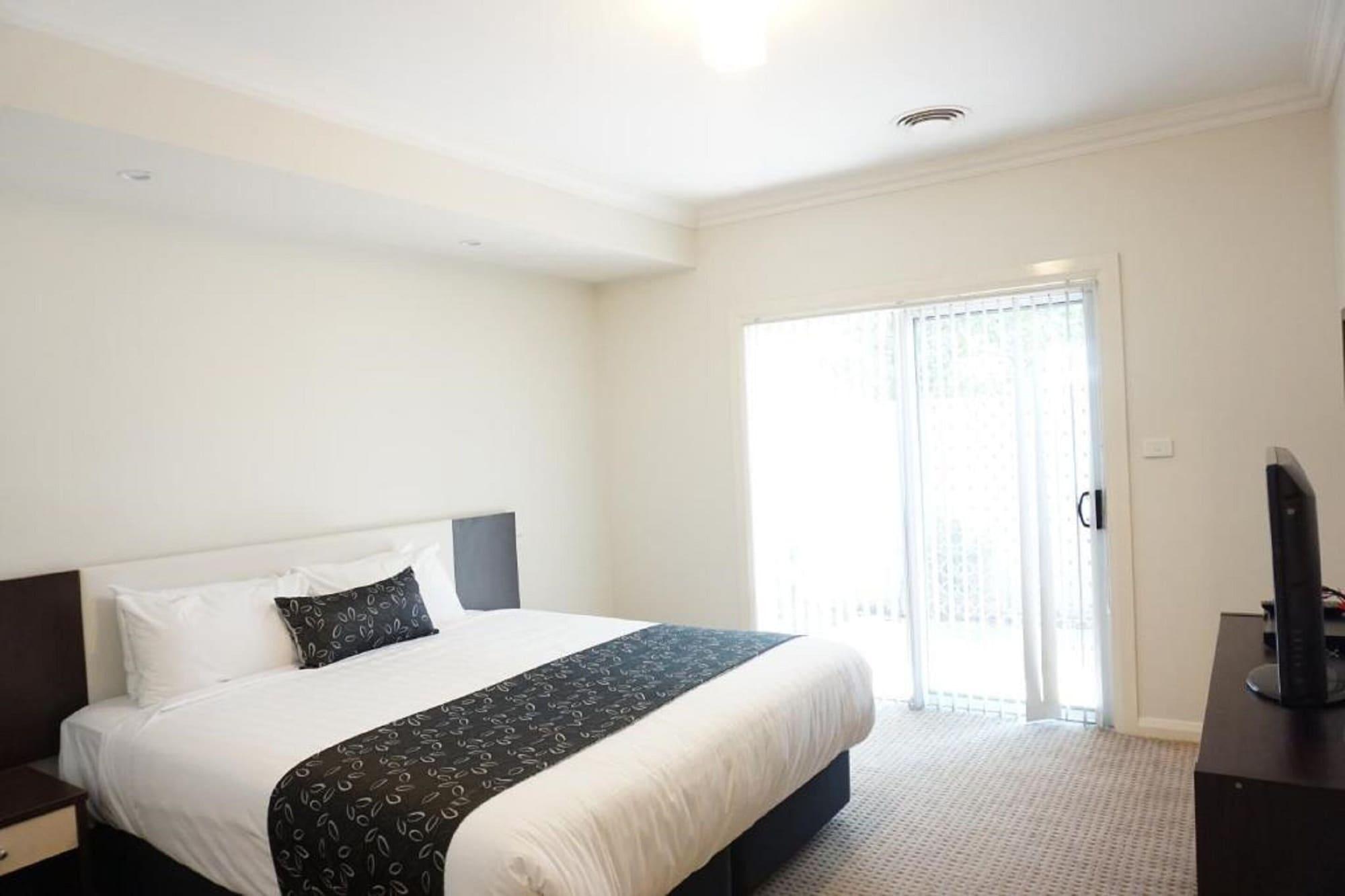 The Charles Otel Wagga Wagga Dış mekan fotoğraf